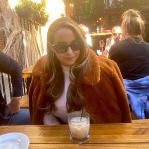 Meet your Posher, Cricket